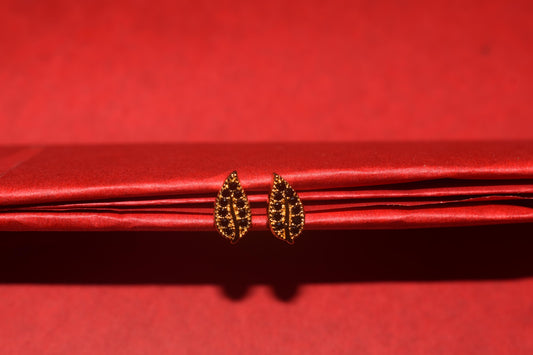 Leaf Studs